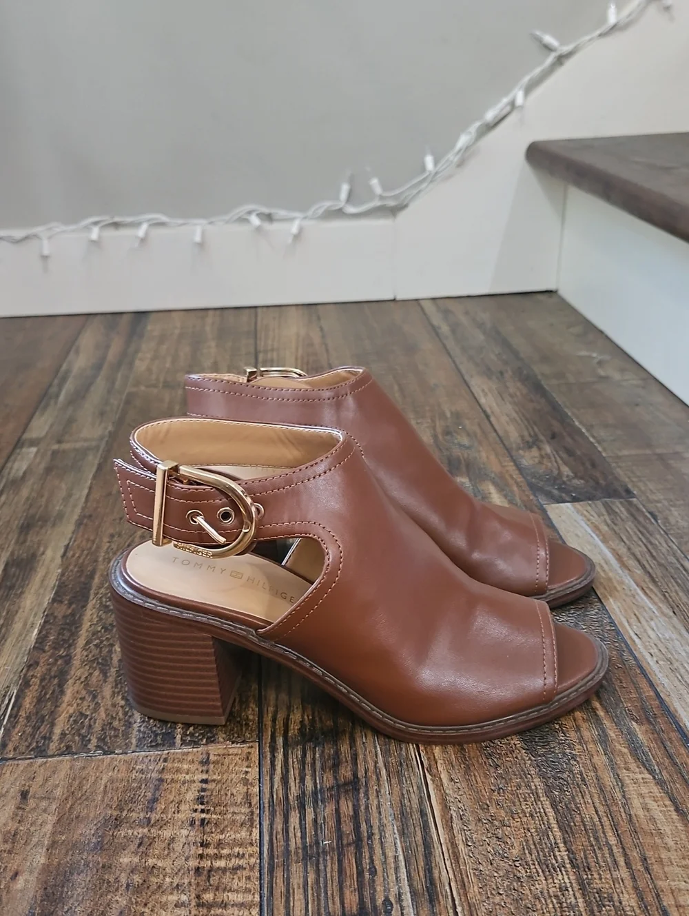 Tommy Hilfiger Cognac Leather Peep-Toe Chunky Block Stacked Heel Sandals